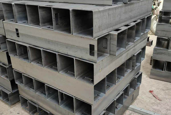 临城大口径方管