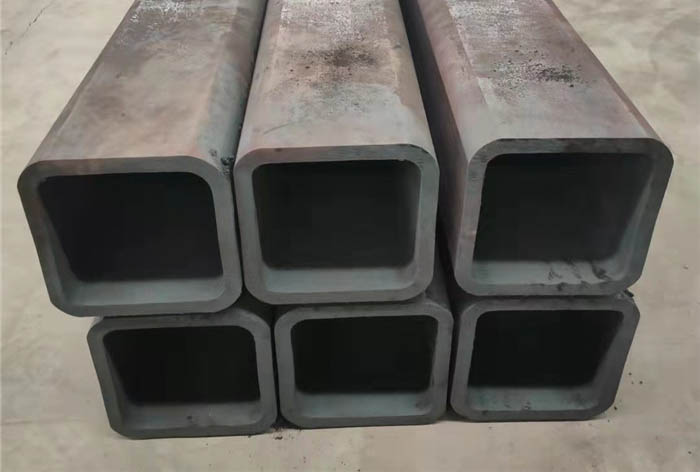 临城大口径无缝方管